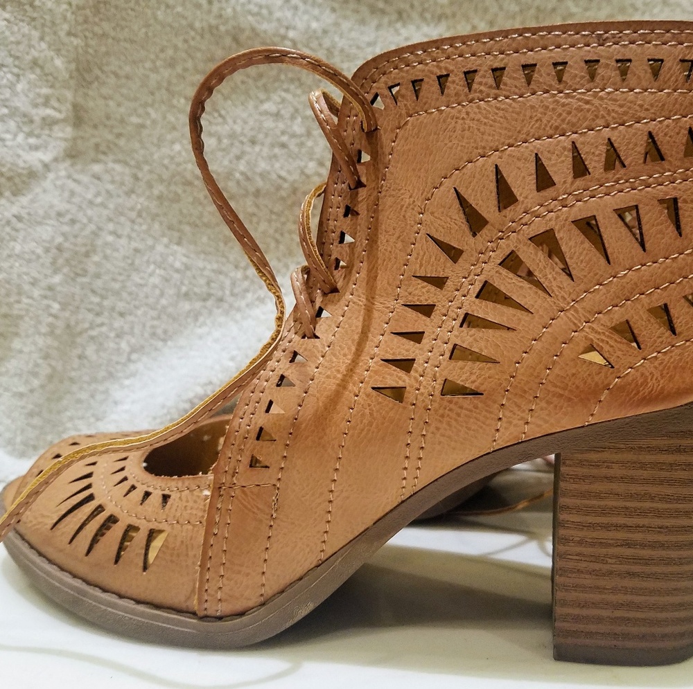 Lace-up heels